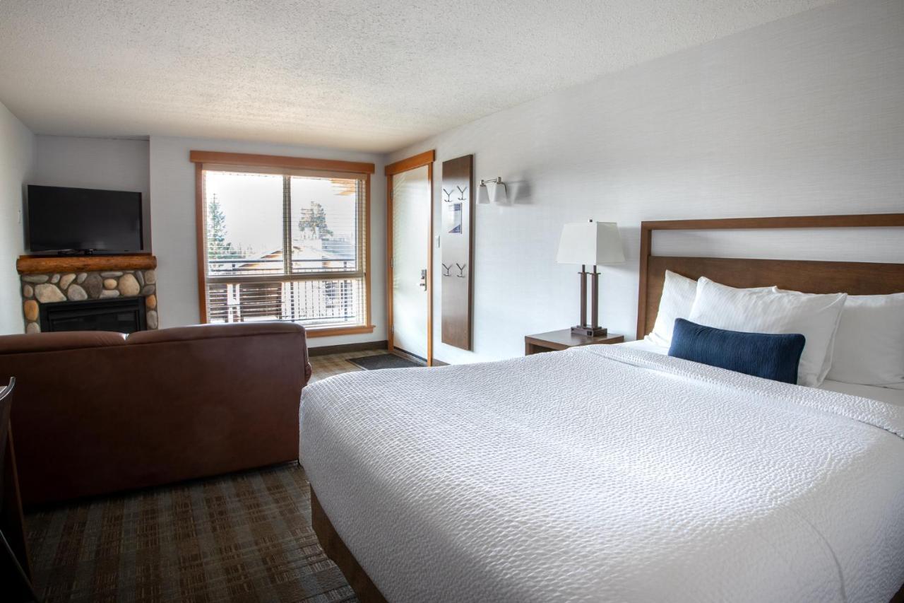 Pyramid Lake Lodge Jasper Esterno foto